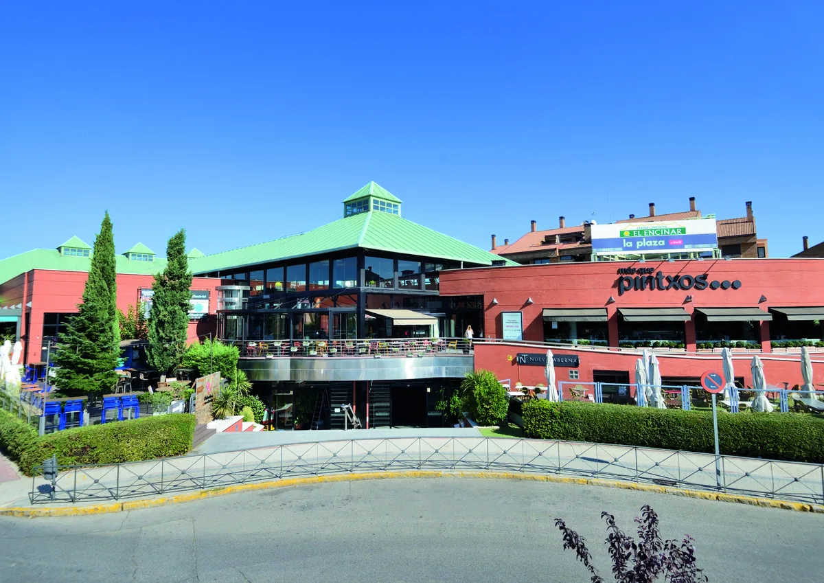 Centro Comercial El Encinar, La Moraleja